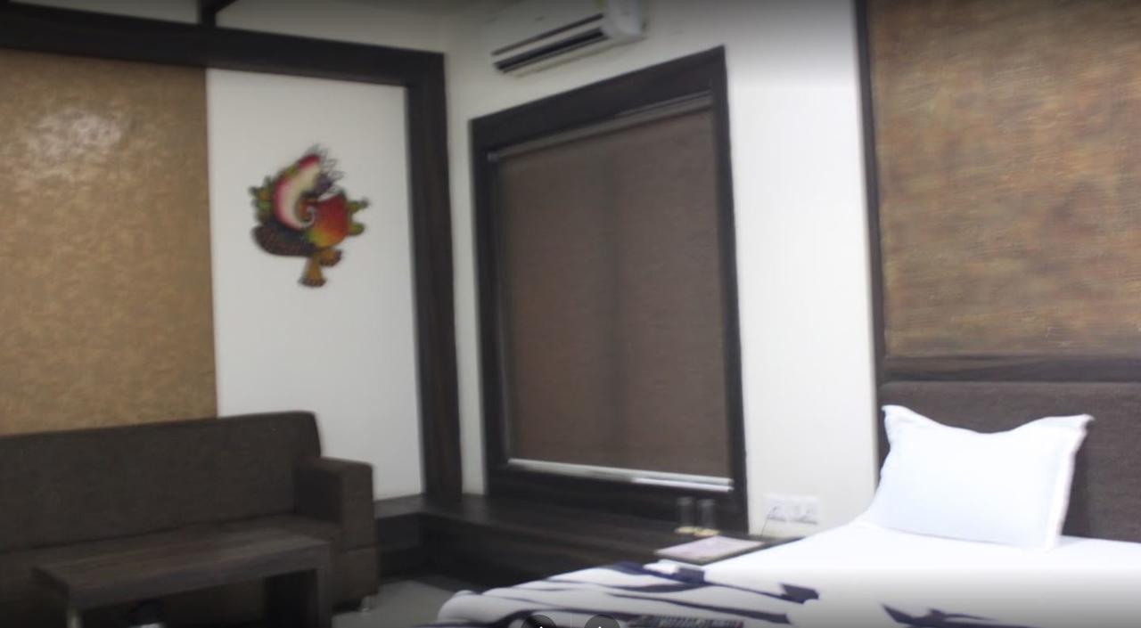 City Surya Hotel Gaya Exterior photo
